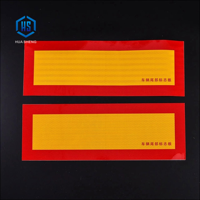 Film réfléchissant imprimable en rouleau prismatique en vinyle PVC pour avertissement